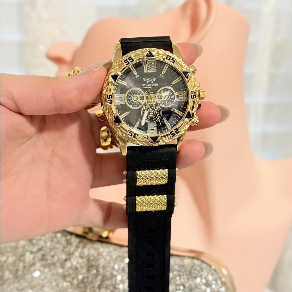 Zhowe Gold & Black Chronograph Watch. - Picture 5 of 7